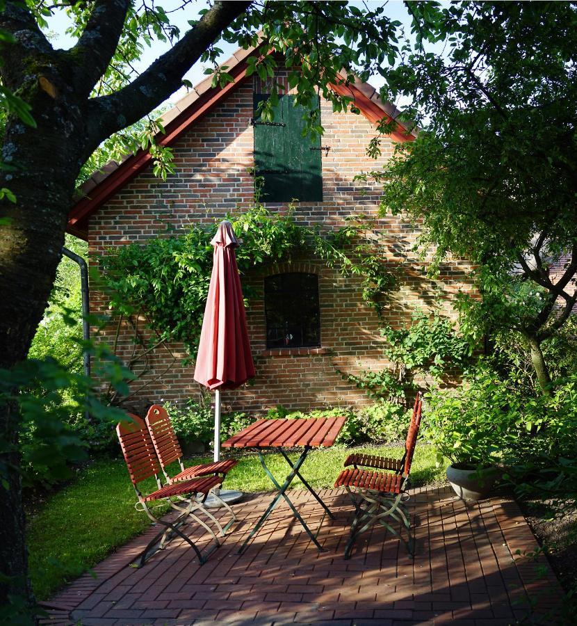 Appartamento "Haus Auf Dem Berg" Westensee Esterno foto