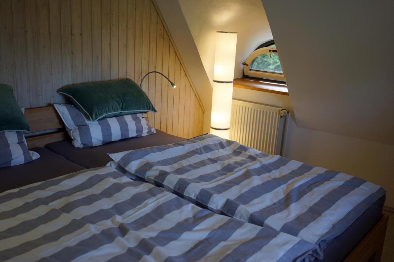 Appartamento "Haus Auf Dem Berg" Westensee Esterno foto