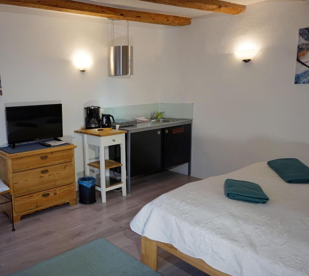 Appartamento "Haus Auf Dem Berg" Westensee Esterno foto